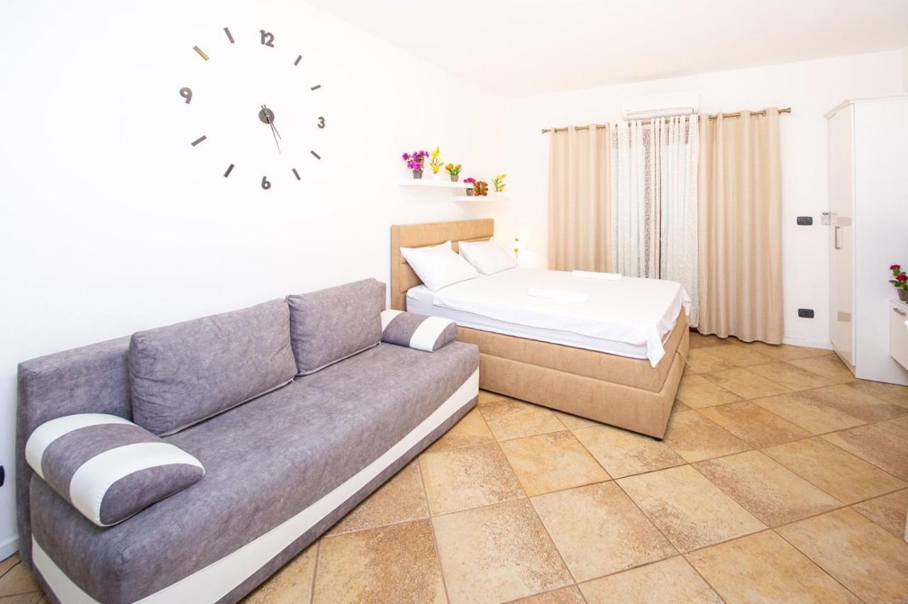 Apartment Studio Premier Rafajlovići Εξωτερικό φωτογραφία