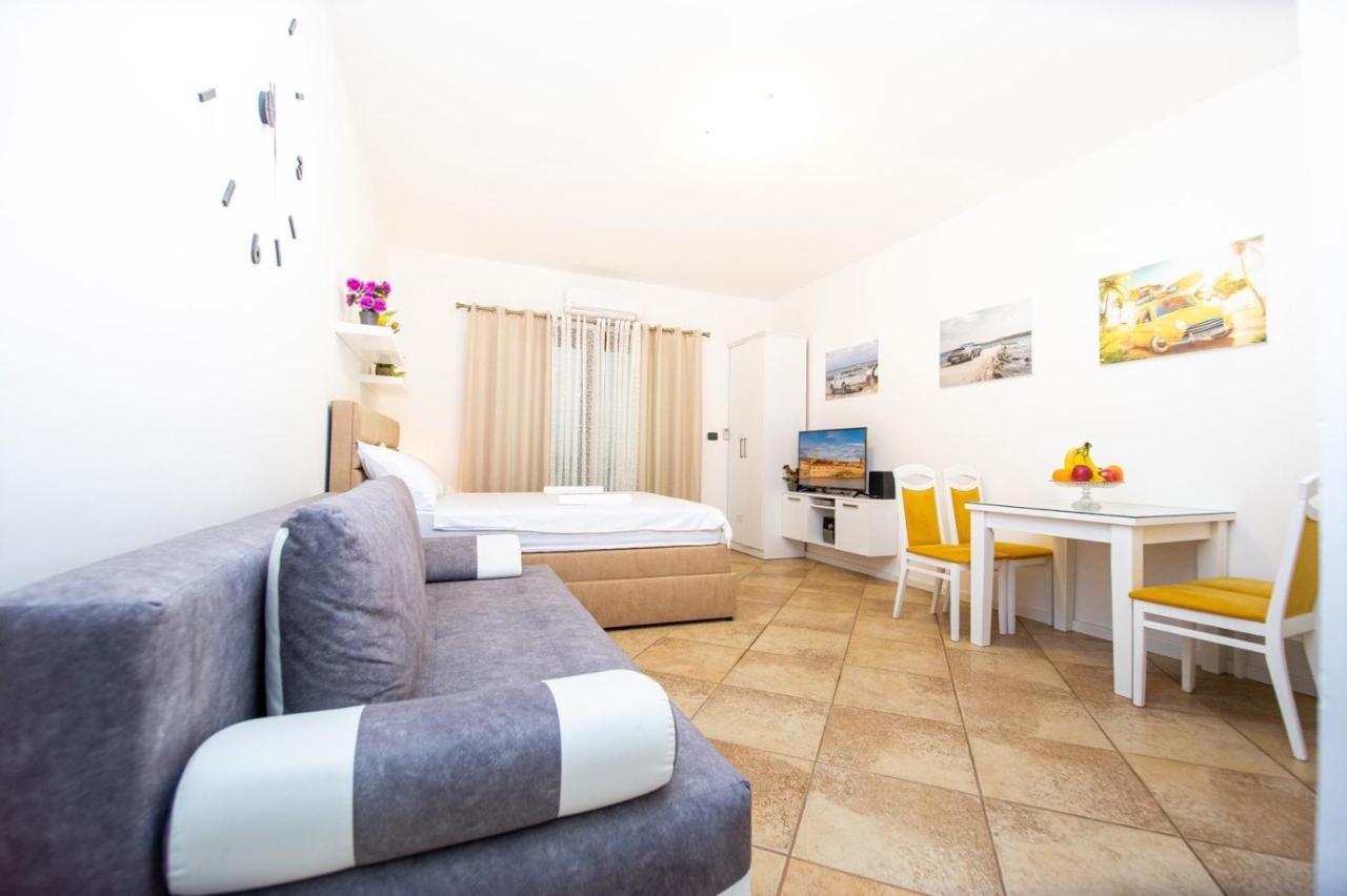 Apartment Studio Premier Rafajlovići Εξωτερικό φωτογραφία