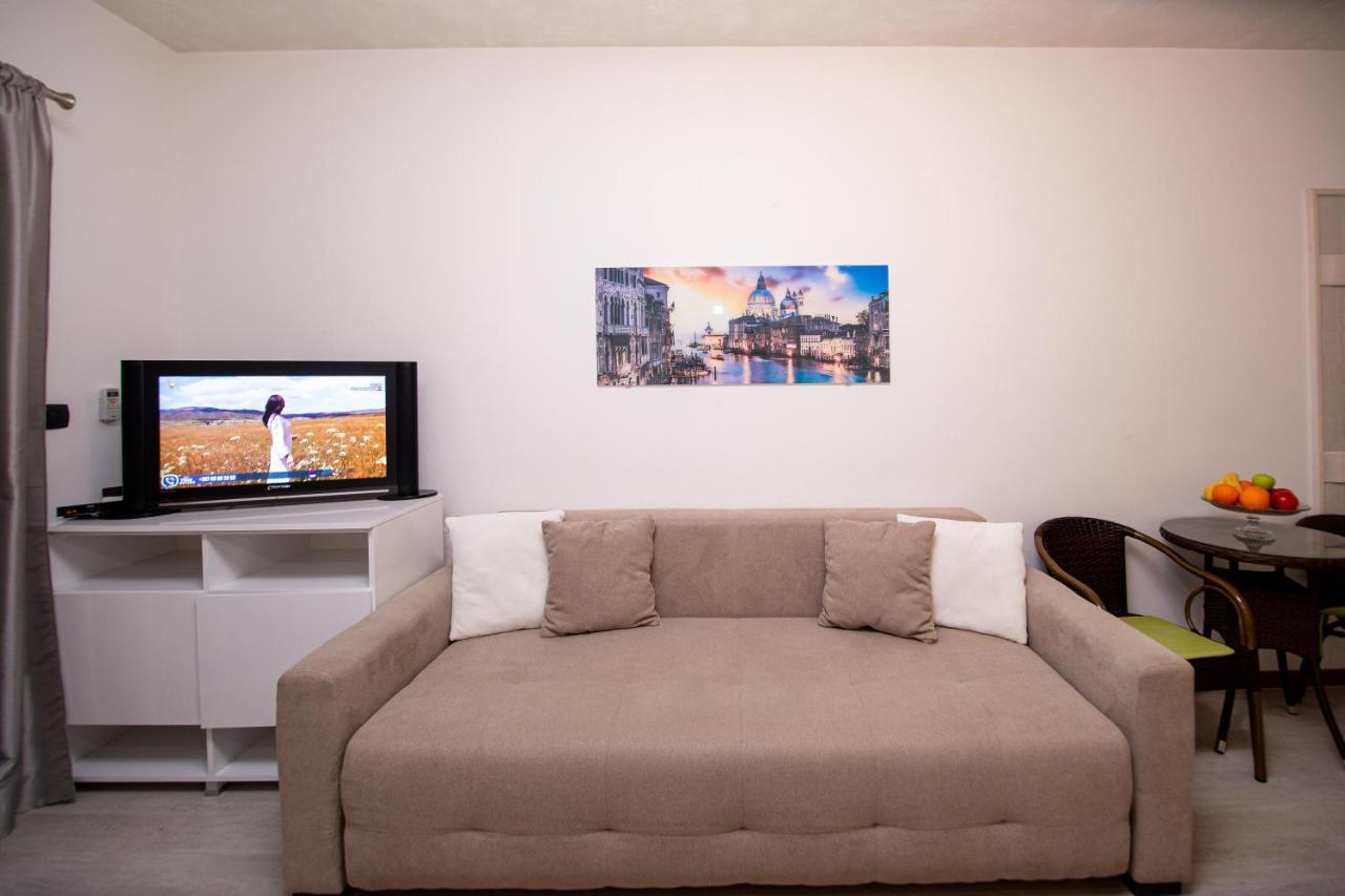 Apartment Studio Premier Rafajlovići Εξωτερικό φωτογραφία