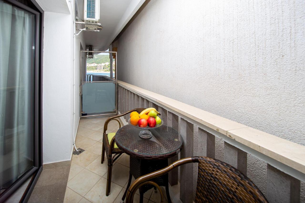Apartment Studio Premier Rafajlovići Εξωτερικό φωτογραφία